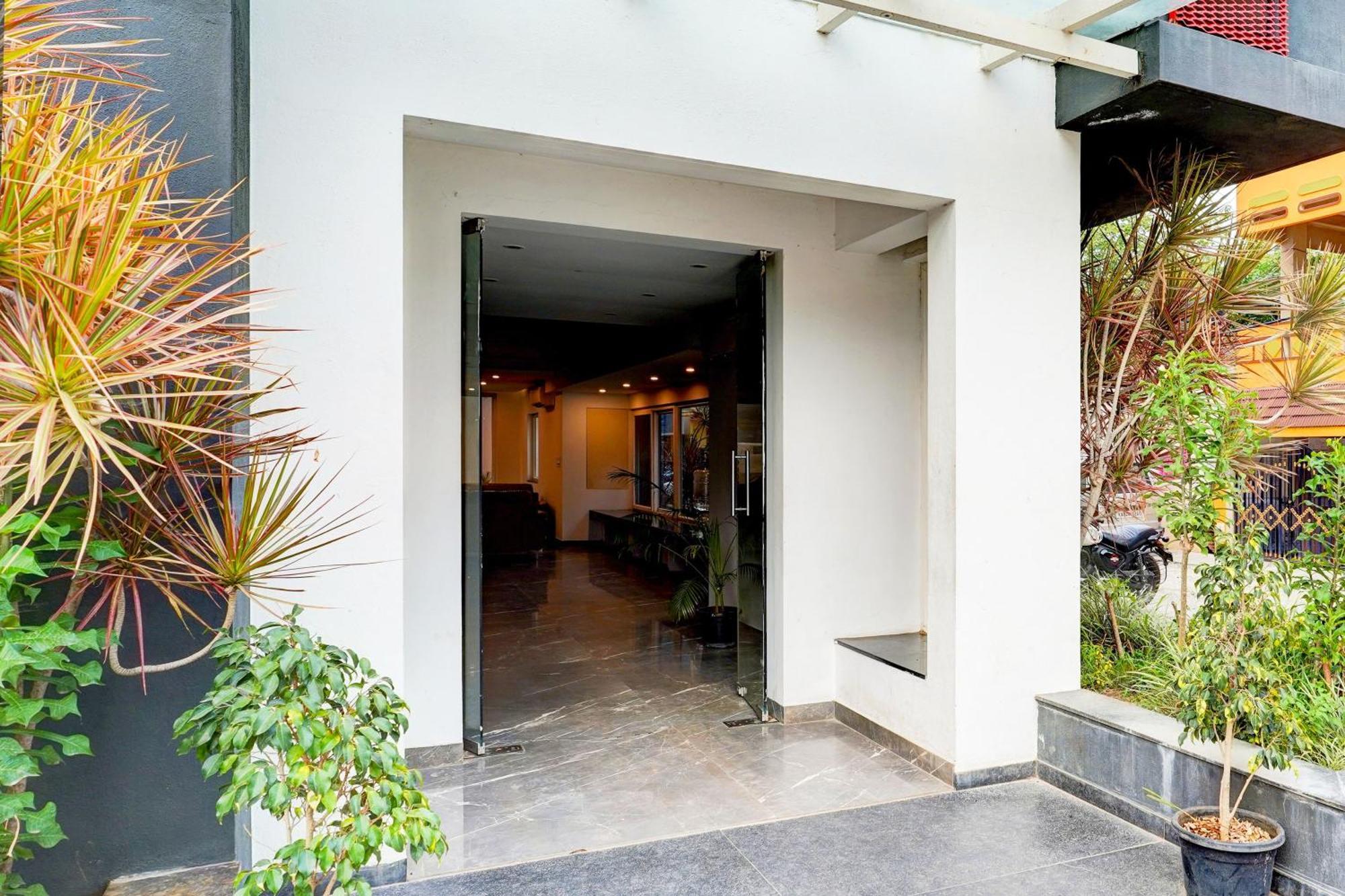 Townhouse Hebbal Bhadrappa Layout Bangalore Buitenkant foto